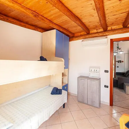 Todde Con Piscina San Teodoro (Sardinia)