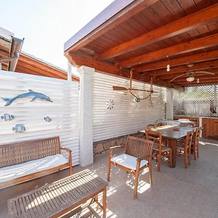 Apartmán Todde Con Piscina
